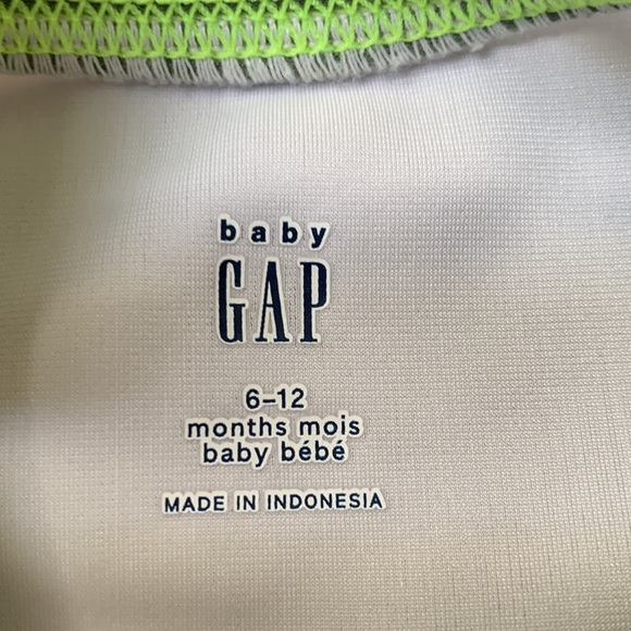 BABY GAP Infant Boys Bathing Suit Set, UPF 60+, 6-12 Months - Picture 5 of 7